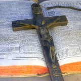 Kříž a Písmo Svaté Pallottiho