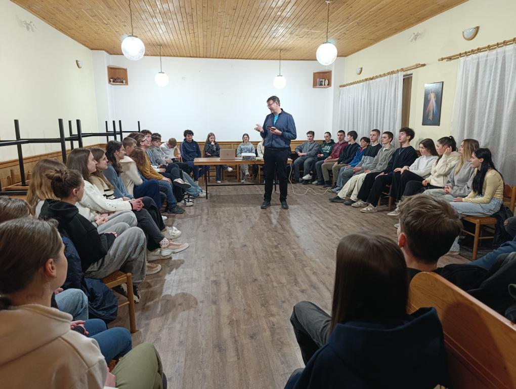 Radešínská Svratka: Setkání pro biřmovací mládež